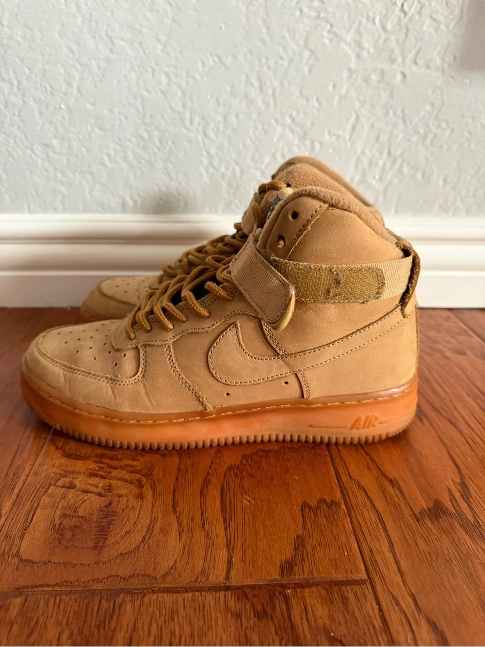 Nike Air Force 1 High Wheat/Golden Brown Sneakers